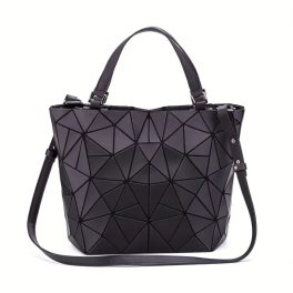 Fekete geometrikus mintájú tote táska