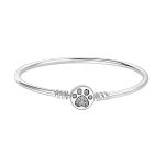 Ezüst merev charm karkötő, cirkóniákkal díszített mancs motívummal