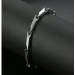 Elegáns minimalista férfi karkötő – geometrikus acél szemekkel