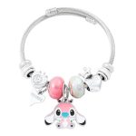 Stitch charm karkötő rózsaszín figurával és szíves charmokkal 