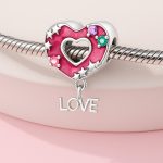Ezüst szív charm LOVE felirattal, színes cirkóniákkal – Csillagszív szerelem