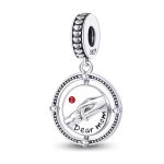 Ezüst függő charm „Dear Mom” felirattal – anya-gyermek kézmotívummal, forgatható üzenetes medállal