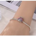 Ezüst barátnős charm Bestie felirattal és rózsaszín kristályokkal