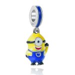 Minyon függő charm egyszemű integetős figurával és kék karikával – ezüst