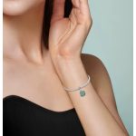 Ezüst négylevelű lóhere függő charm zöld kövekkel – Lucky
