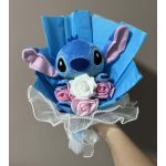 Stitch ballagási plüss csokor rózsaszín-fehér virágokkal – ajándékcsokor