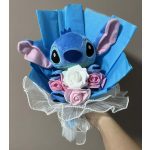 Stitch ballagási plüss csokor rózsaszín-fehér virágokkal – ajándékcsokor