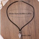 Fekete bőr nyaklánc nyílvessző medállal